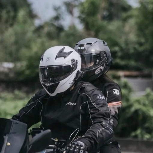 EJEAS Q8 Mesh 3.0 motociklo domofonas Efektyvus bendravimas 6 žmonėms 1000m² 230h