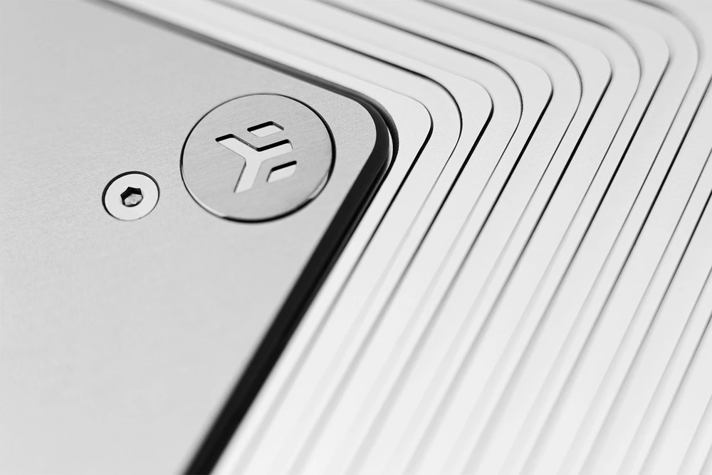 Ek Water Blocks Ek Vanduo Blocks EK Vanduo Blocks EK-Quantum Vector FE RTX 3090 Ti galinė plokštė – sidabrinis