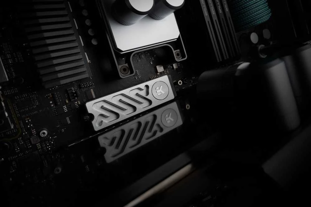 Ek Water Blocks Ek Vanduo Blocks EK Vanduo Blocks EK-Quantum Convection M.2 NVMe – sidabro spalvos