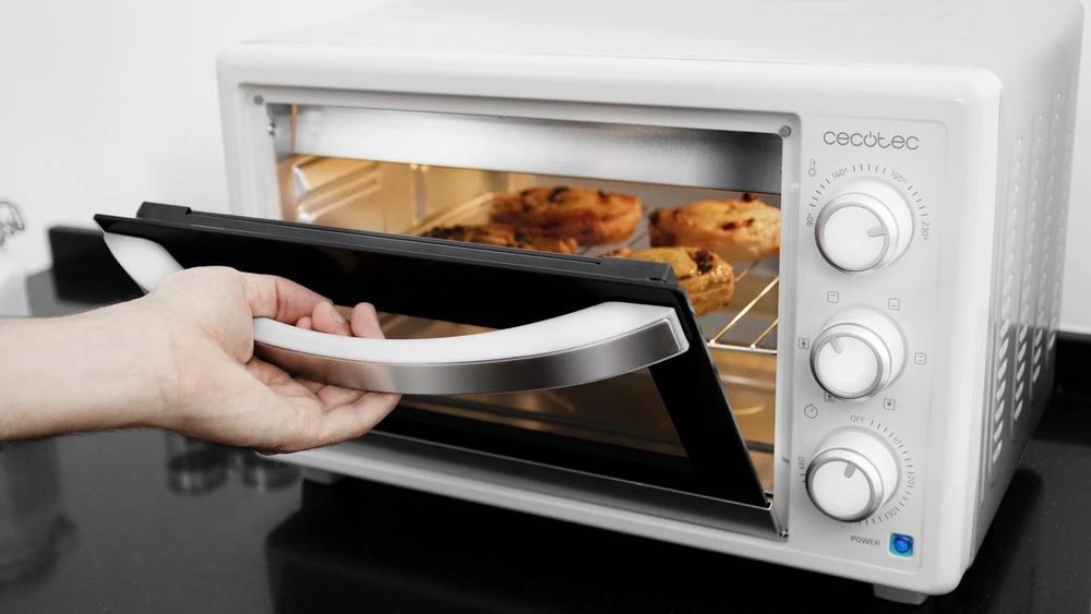 Elektrinė krosnelė Mini piekarnik Cecotec Bake&Toast 2600 Baltas 4Pizza Mini orkaitė