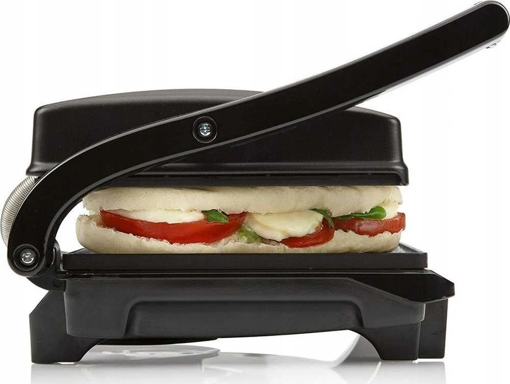 Tristar | Grilis | GR-2650 | Contact grill | 700 W | Juodas