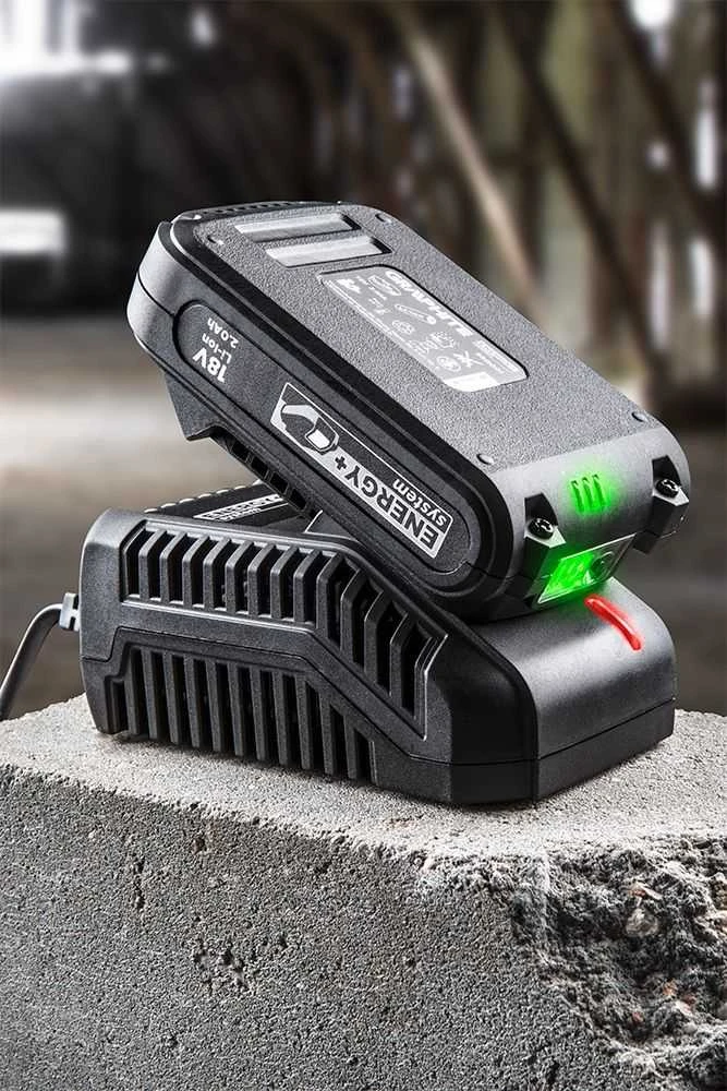 Akumuliatorinių įrankių komplektas 18V GRAPHITE 58G016
