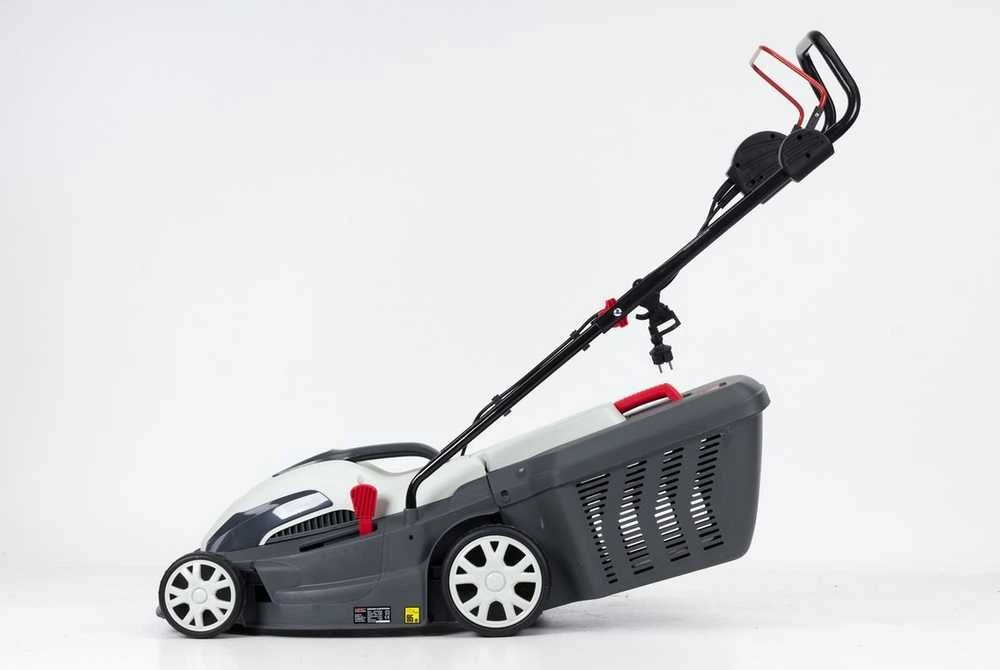 NAC ELEKTRINĖ VEJAPJOVĖ 1600W LE-16-38-PB-KC 38cm