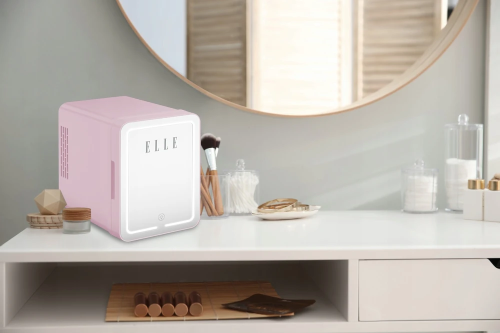ELLE 4L mini šaldytuvas su LED makiažo veidrodėliu, violetinė