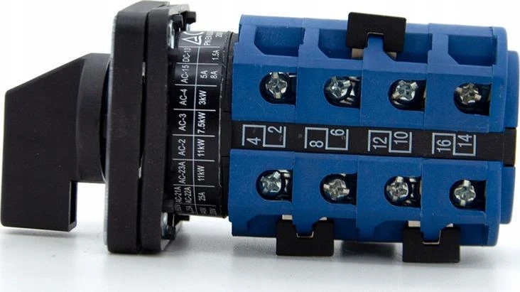 ELS Elektrotechnika KUMŠTELINIO JUNGTIKLIO PLOKŠTELĖ ŽVAIGŽDĖS-TRIKŠČIO 25A LW25 0-Y-D 3P T