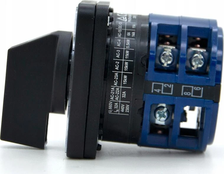 ELS Elektrotechnika KUMŠTELINIS JUNGIKLIS PLOKŠTEI 32A 0-1 3F LW32 0-1 3P T