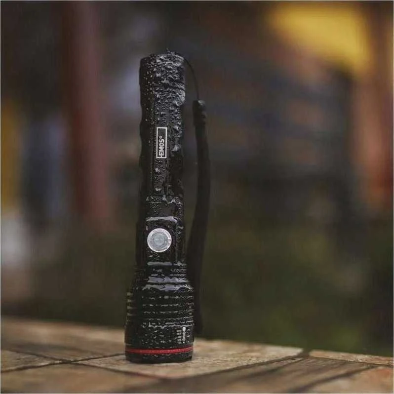 Emos Žibintuvėlis LED įkraunamas USB-C 600lm 3 režimai 100/50/25% hermetiškas P3116 aliuminis juodas, gali veikti su baterijomis 3x R03 AAA