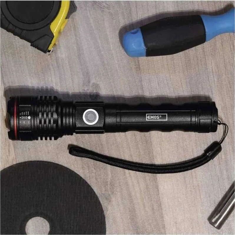 Emos Žibintuvėlis LED įkraunamas USB-C 600lm 3 režimai 100/50/25% hermetiškas P3116 aliuminis juodas, gali veikti su baterijomis 3x R03 AAA