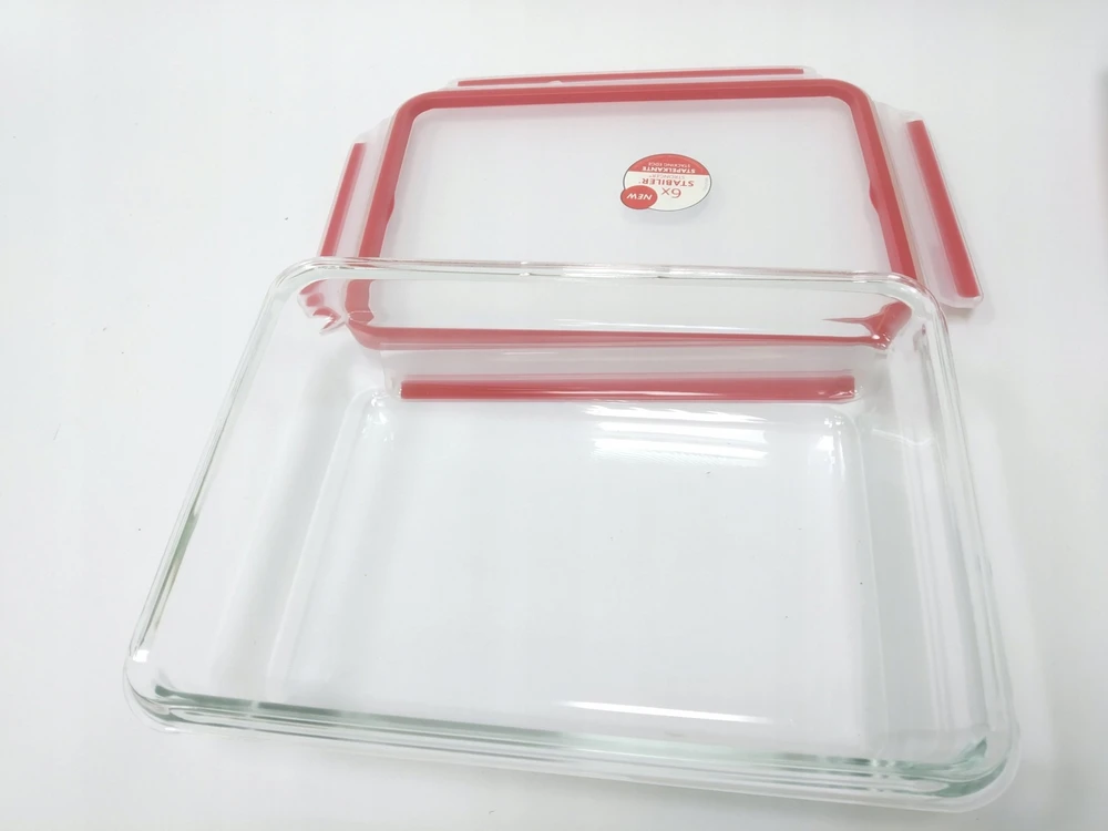 Emsa Emsa Clip&Close stiklinis maisto konteineris 1,3 L raudonas