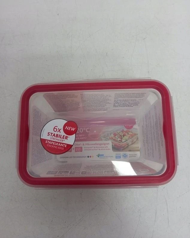Emsa Emsa Clip&Close Glass Food Container 850 ml raudona