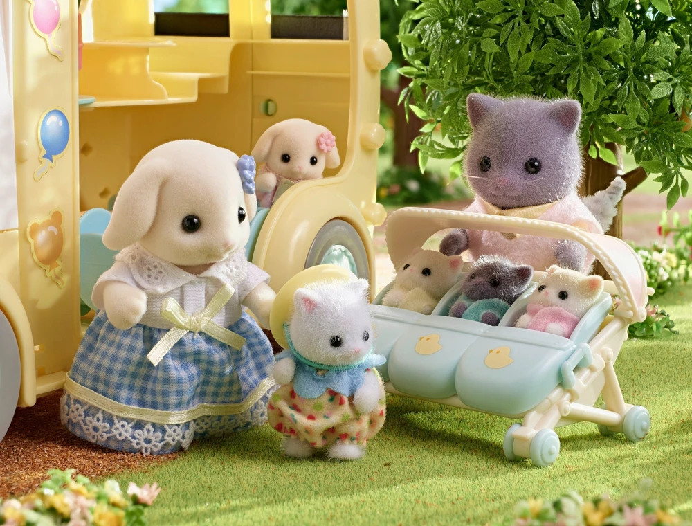 „Sylvanian Families“ – „Rainbow Fun“ darželio autobusas (5744)