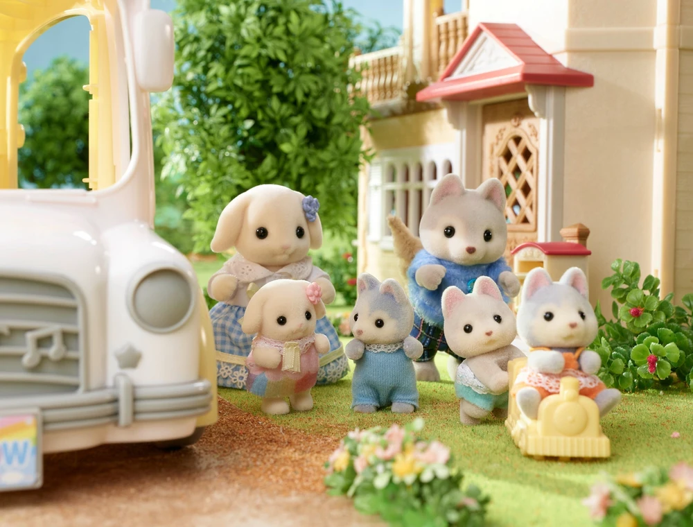 „Sylvanian Families“ – „Rainbow Fun“ darželio autobusas (5744)