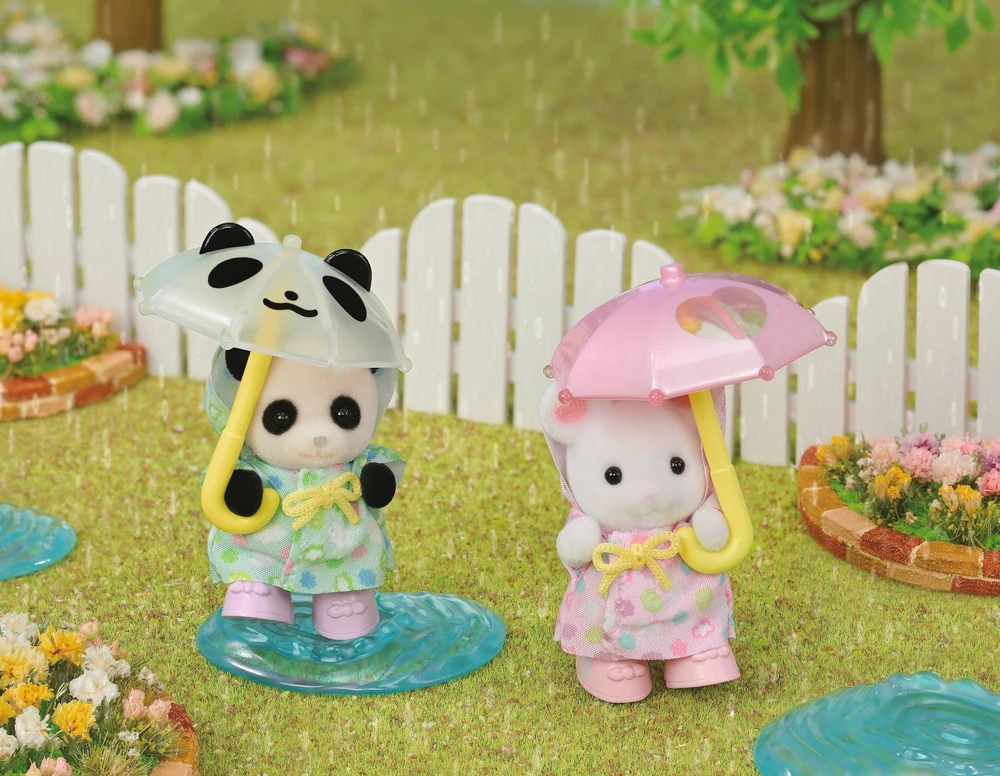 „Sylvanian Families“ – darželio draugai – duetas lietingą dieną (5748)