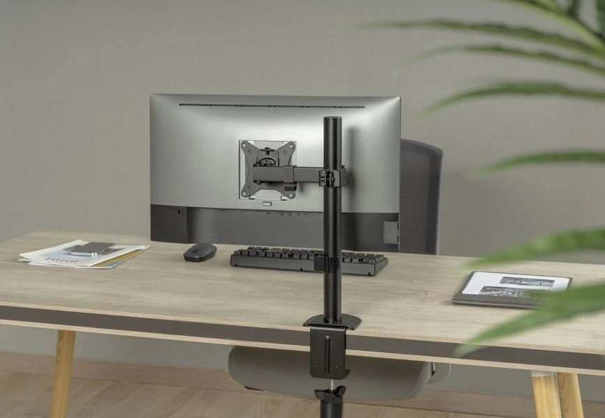 Equip 650156 monitoriaus laikiklis arba stovas 81,3 cm (32″) Stalas Juoda