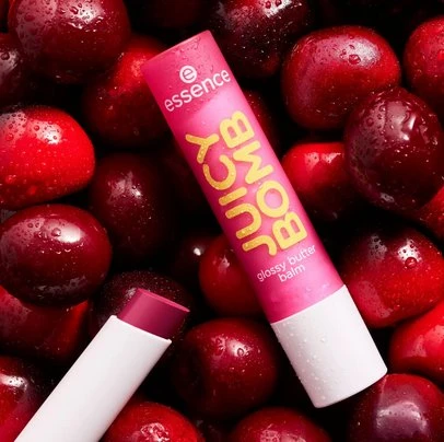 „Essence Cosmetics Juicy Bomb“ lūpų balzamas „Manteca Labial 08-Cherrything I Want 2“, 5 g