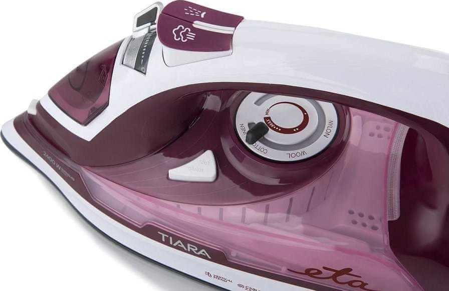 ETA | Lygintuvas | ETA126990000 Tiara II | Garų lygintuvas | 2400 W | Vanduo tank capacity 450 ml | Continuous steam 40 g/min | Steam boost performance 130 g/min | Raudona