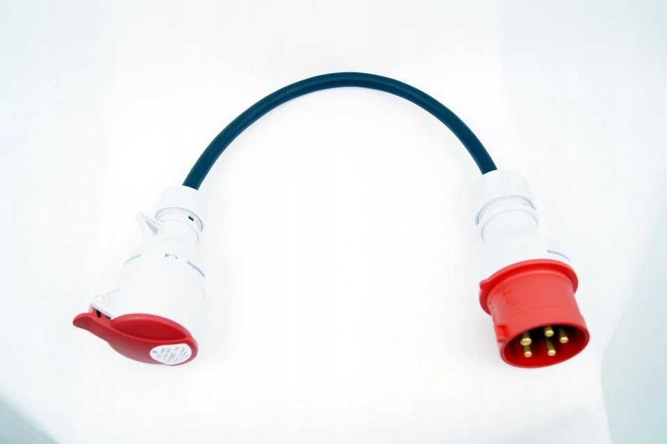„Eti-Polam“ adapteris 16A/32A 5P EA 16-32/5 004482121