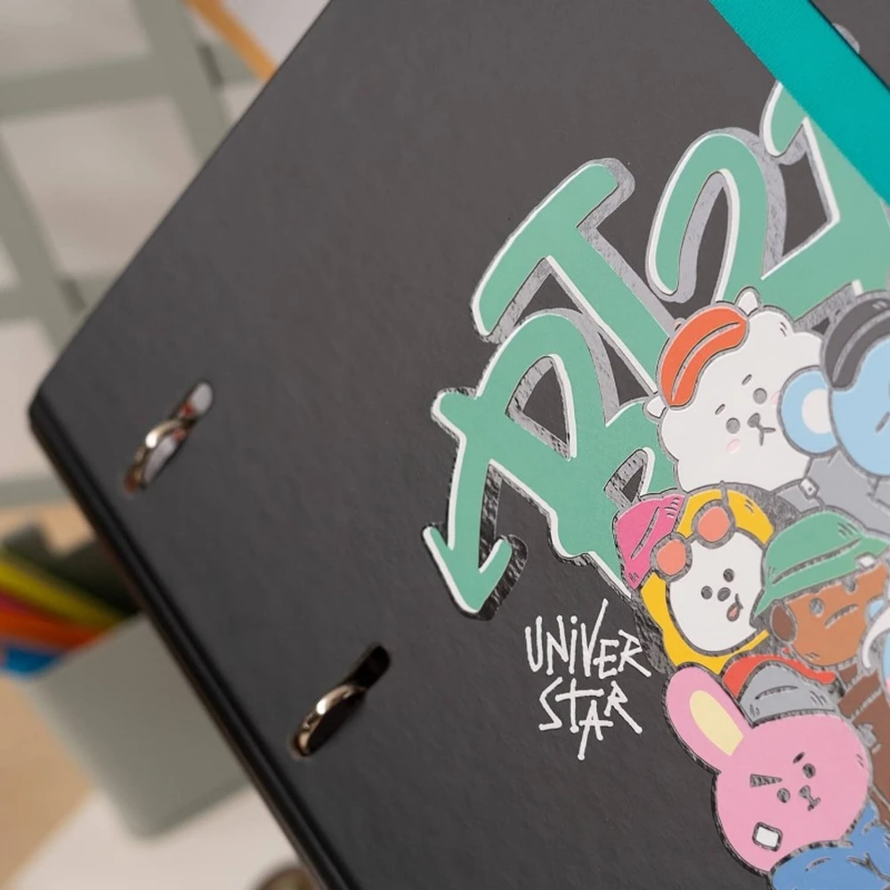 BT21 - A4 formato segtuvas iš „Street Mood“ kolekcijos (4 žiedai, gumytė)