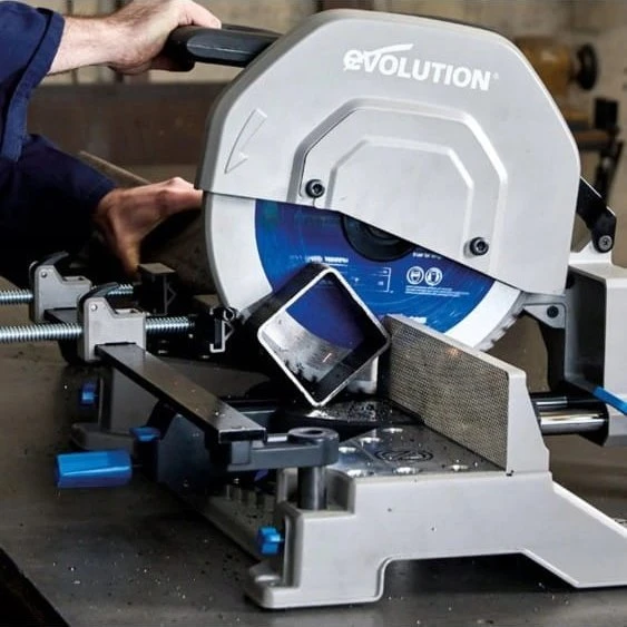 Metalo pjaustyklė Evolution S355MCS; 2200 W