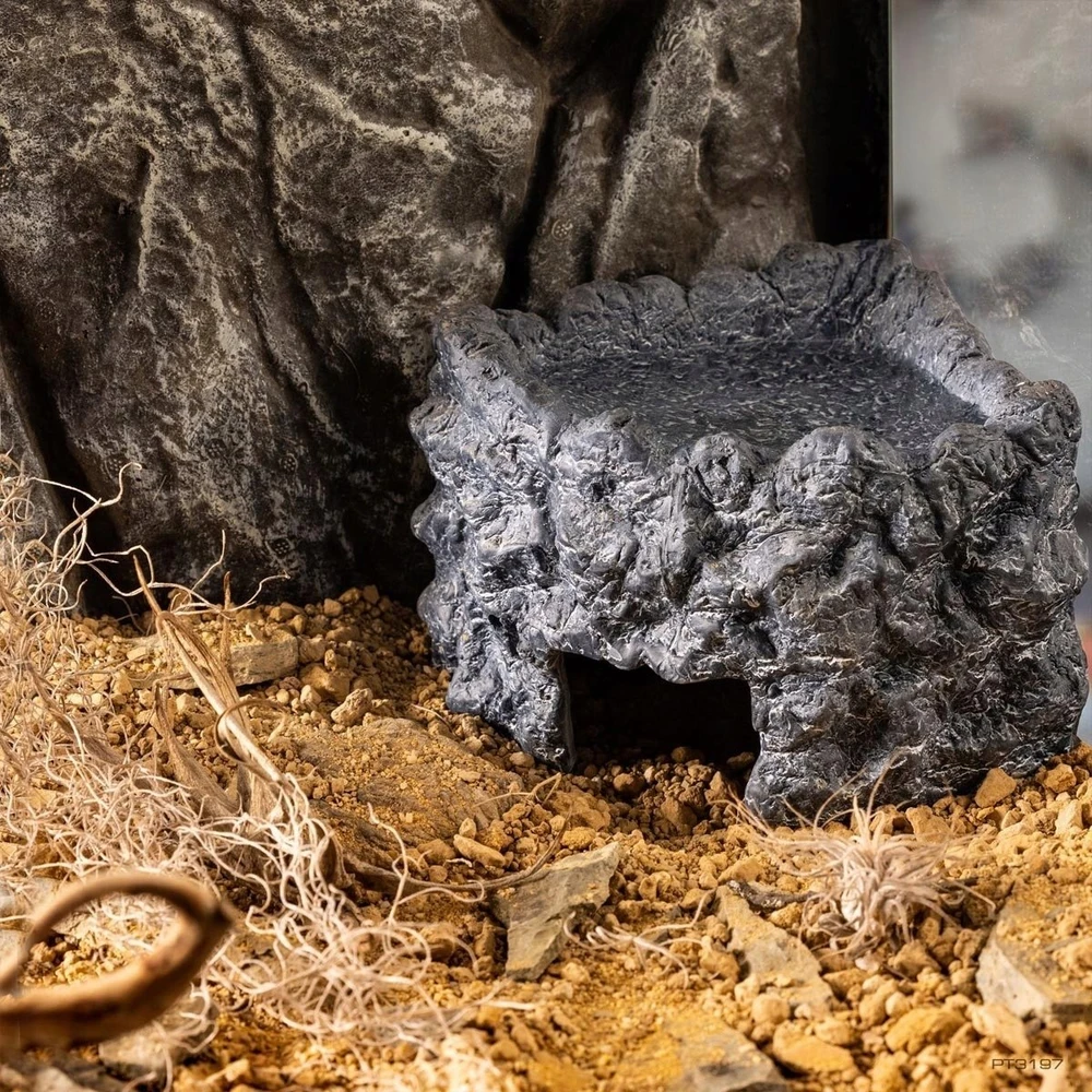 Exo Terra Wet Rock, slėptuvė su dubeniu, terariumui, keraminė, L, 21x15,5x11,5 cm, 150 ml, kampinė