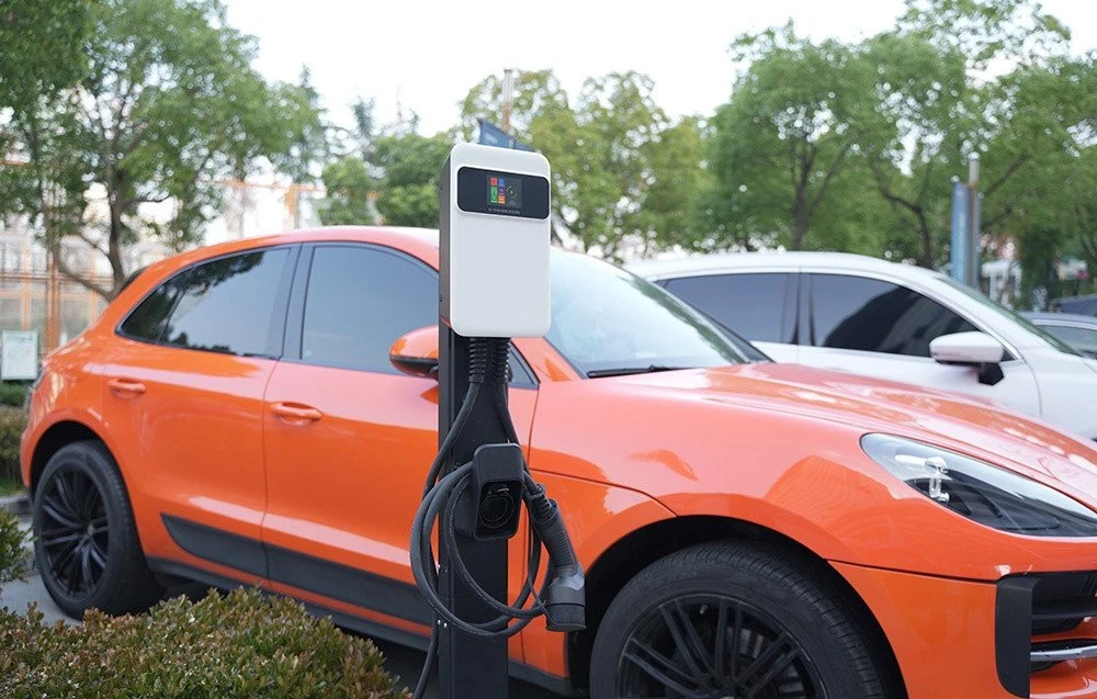 Elektromobilių sieninis įkroviklis Besen SQ20-11KW-APP