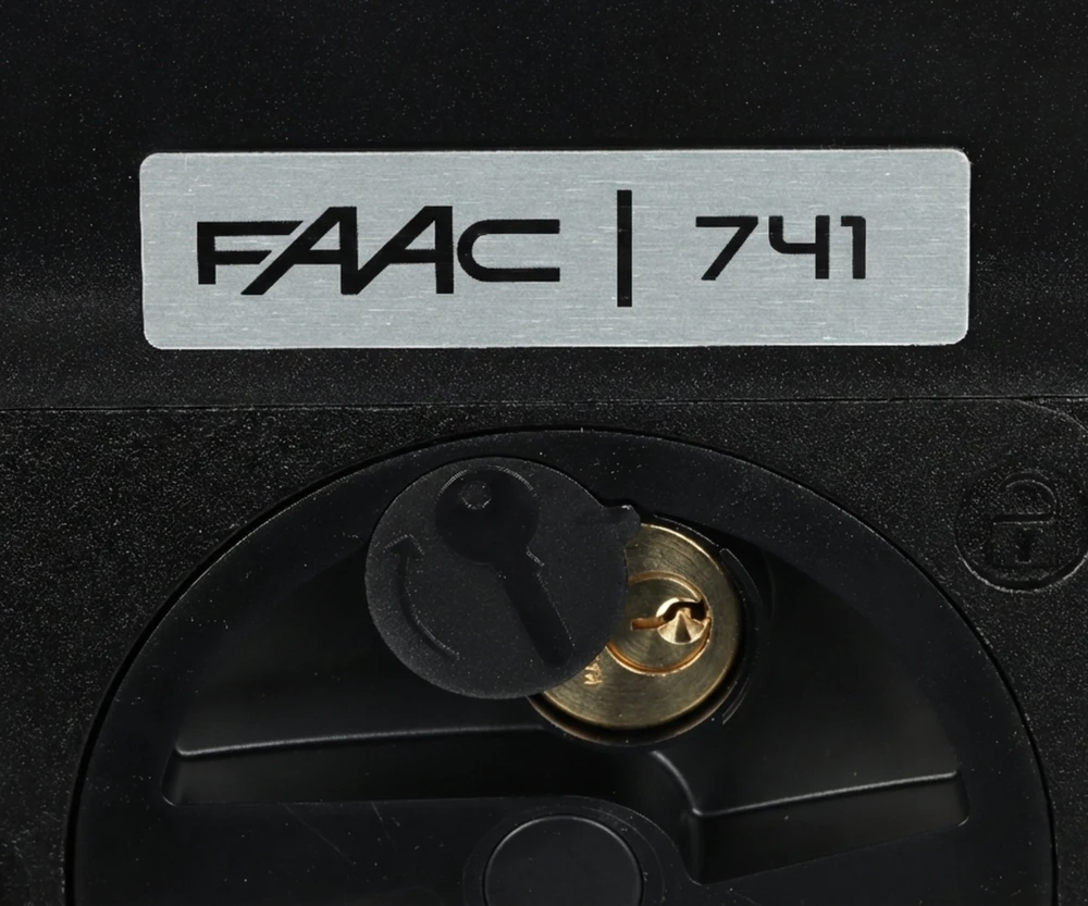 FAAC-DELTA-3-SMART-FDS-LAN/KIT „Wi-Fi“ stumdomųjų vartų pavaros rinkinys – pradedančiųjų komplektas
