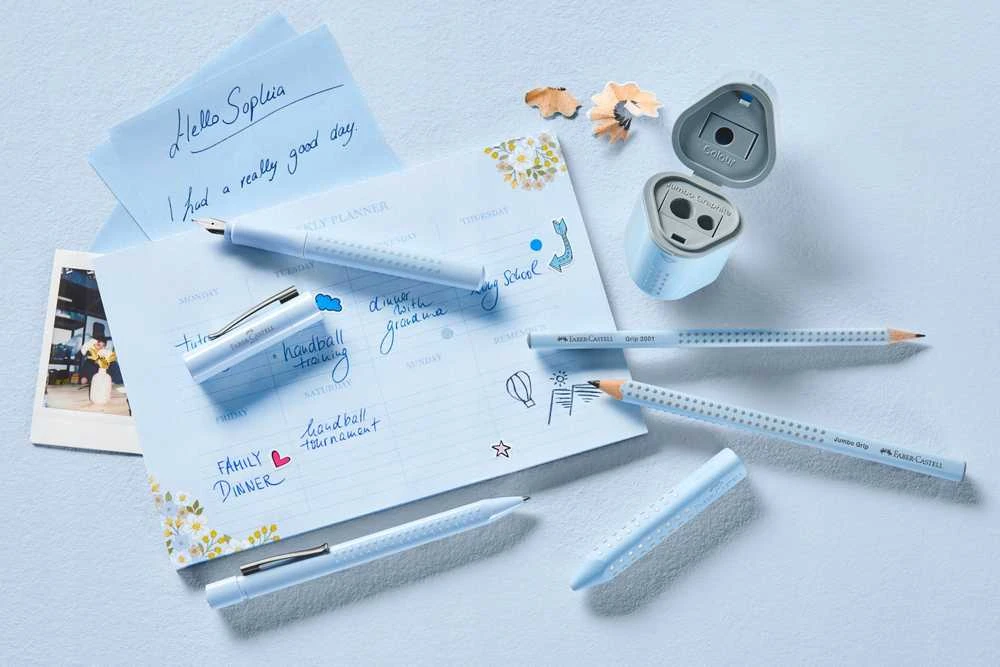 Automatinis pieštukas Faber-Castell Grip 2010, 0.5mm šviesiai mėlynos spalvos