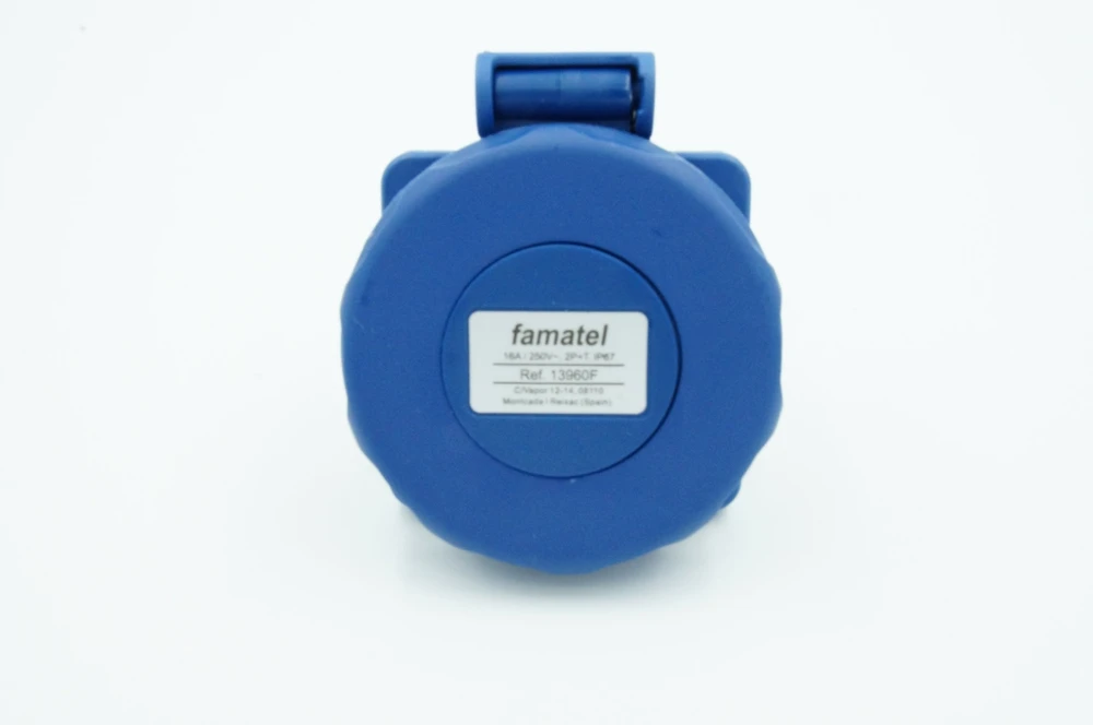 FAMATEL 1 fazės 16A 3P 230V IP67 13960F skydo lizdas