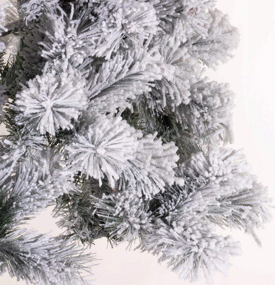 Fééric Lights and Christmas Dirbtinio sniego dengta Kalėdų eglutė, 150 cm