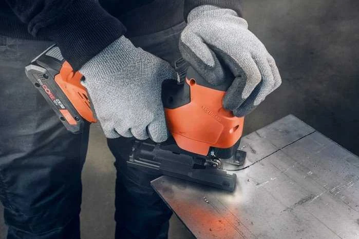 Fein F-IRON JIG 26 AS akumuliatorinis siaurapjūklis