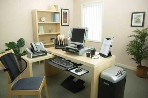 Klaviatūros stalčius DELUXE Office Suites™