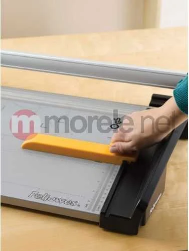Fellowes Atom A3