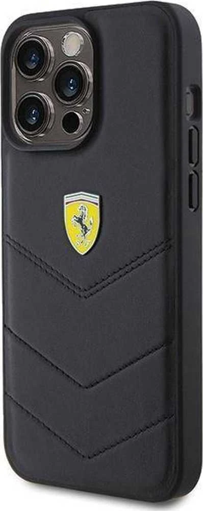 Ferrari FEHCP15XRDUK Apple iPhone 15 Pro Max 6.7″ juodos spalvos kietas dėklas Quilted Metal Logo