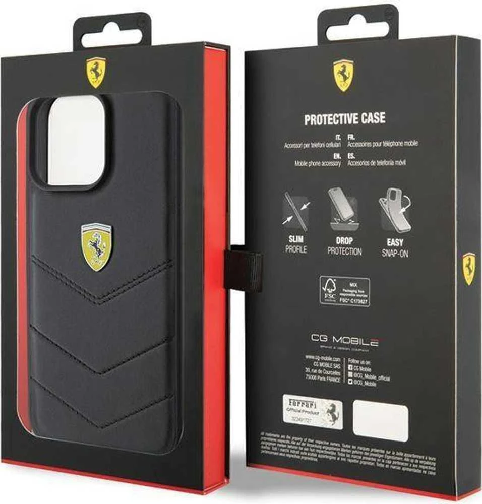 Ferrari FEHCP15XRDUK Apple iPhone 15 Pro Max 6.7″ juodos spalvos kietas dėklas Quilted Metal Logo