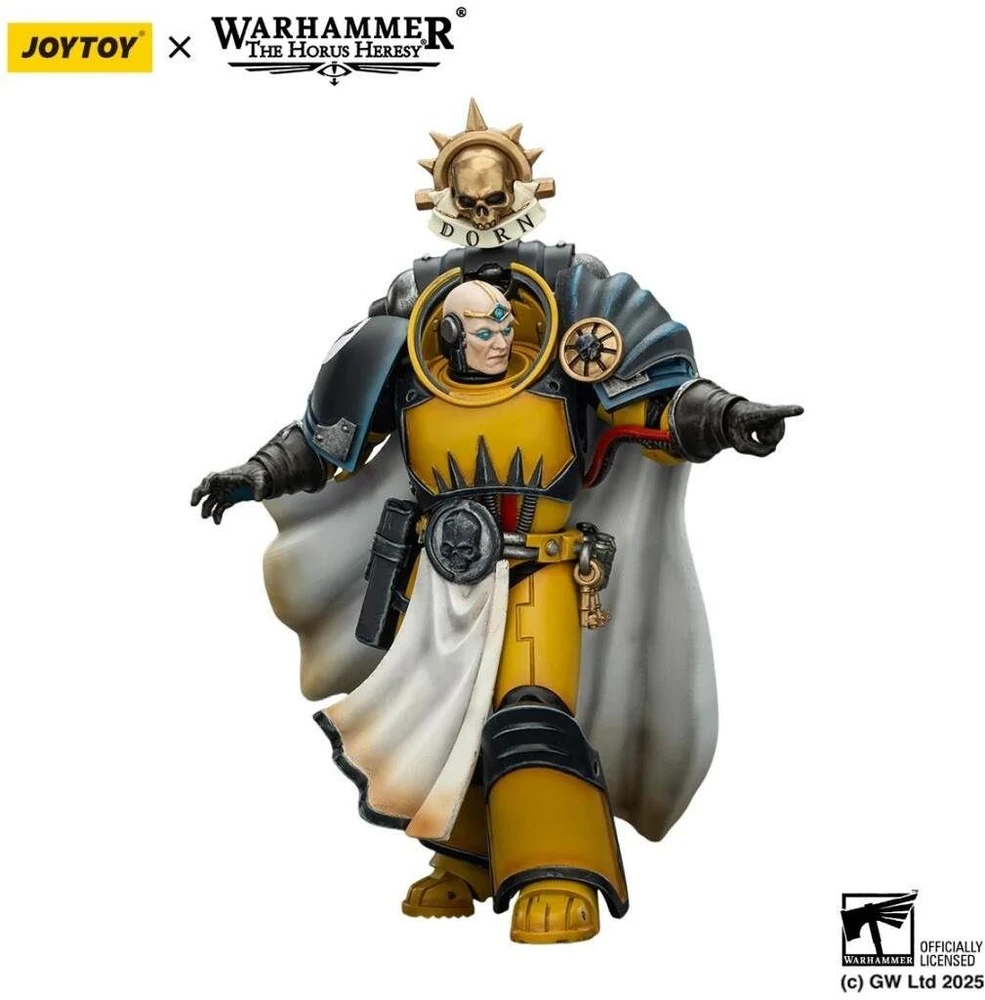 Figūrėlė Hasbro Figūrėlė Warhammer The Horus Heresy Imperial Fists Bibliotekininkas Konsulas su jėgos kirviu ir bolt pistoletu 1/18 12 cm