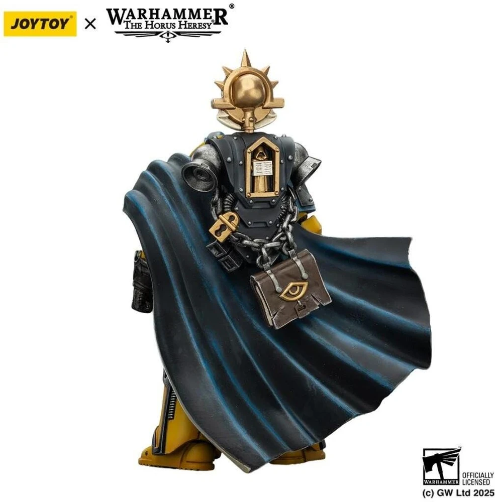 Figūrėlė Hasbro Figūrėlė Warhammer The Horus Heresy Imperial Fists Bibliotekininkas Konsulas su jėgos kirviu ir bolt pistoletu 1/18 12 cm