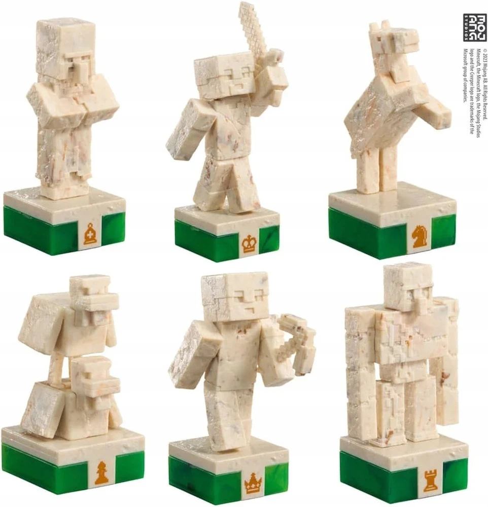 „Noble Collection France Minecraft“ – šachmatų rinkinys „Overworld Heroes vs. Hostile Mobs“