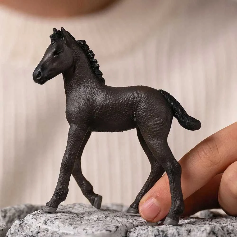 Schleich figūrėlė Fryzų veislės kumeliukas