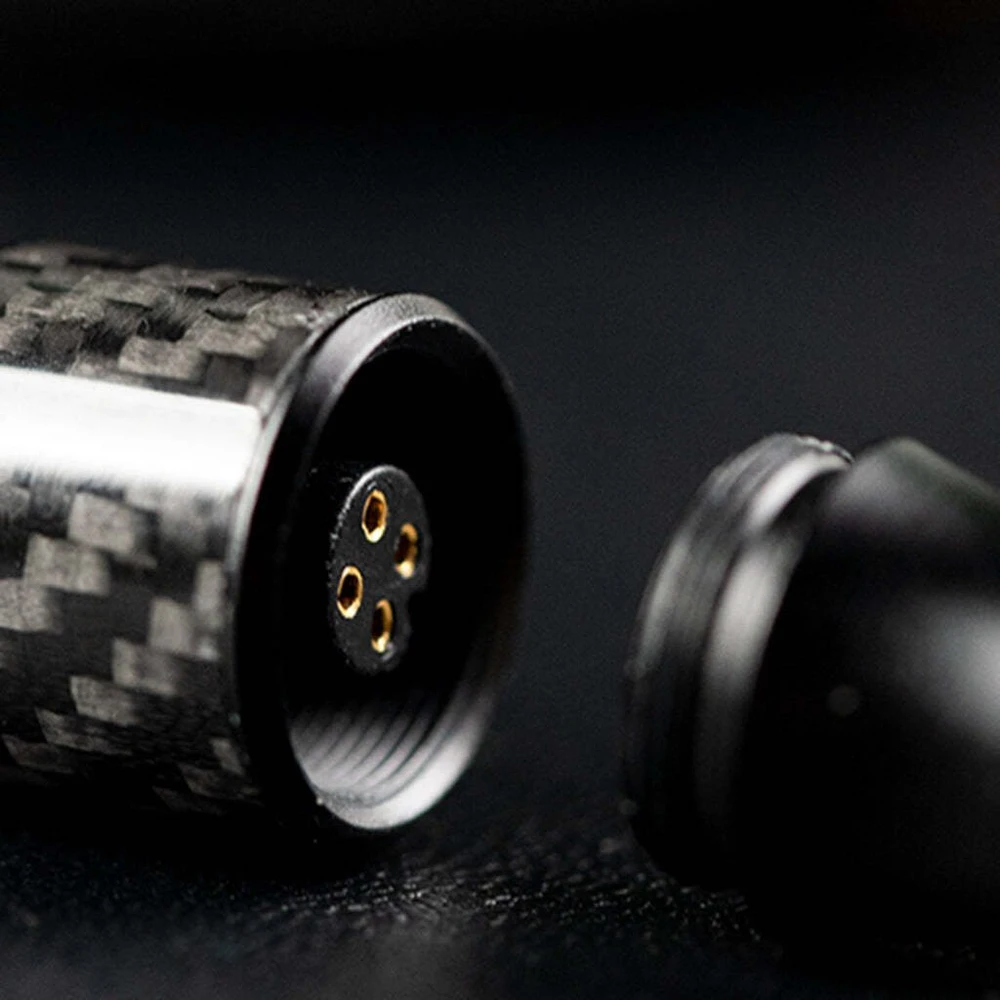 FiiO LL-RC 2025 – laido jungties detalė