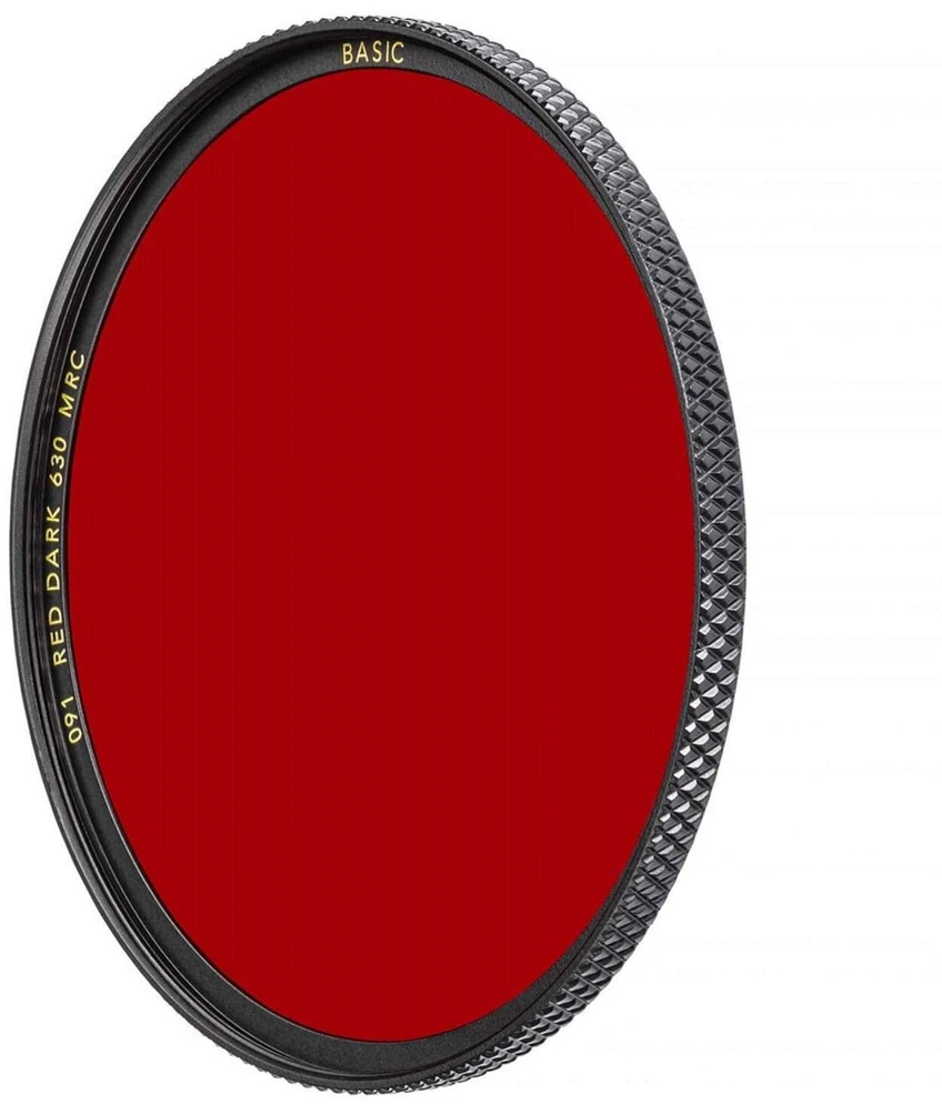B+W filtras tamsiai raudonas B+W Basic 091 Raudona Dark 630 MRC 1102701 62mm