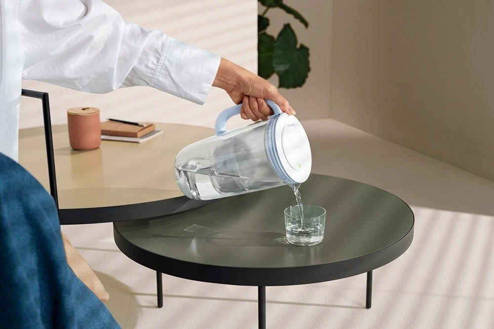 Drėkintuvas Brita Glass+ filtro ąsotis su 2 MaxtraPro PP kasetėmis (mėlynas; 2,5 l)