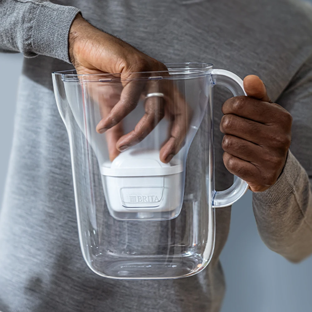 Vandens filtras Brita, 2.4 l, ruda +DOVANA Brita gertuvė
