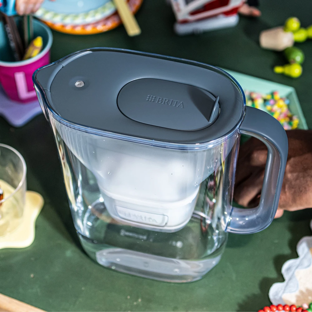 Vandens filtravimo ąsotis BRITA Style Essential 2.4L, baltas su vandens filtrais MAXTRA PRO PURE PERFORMANCE, 4 vnt.