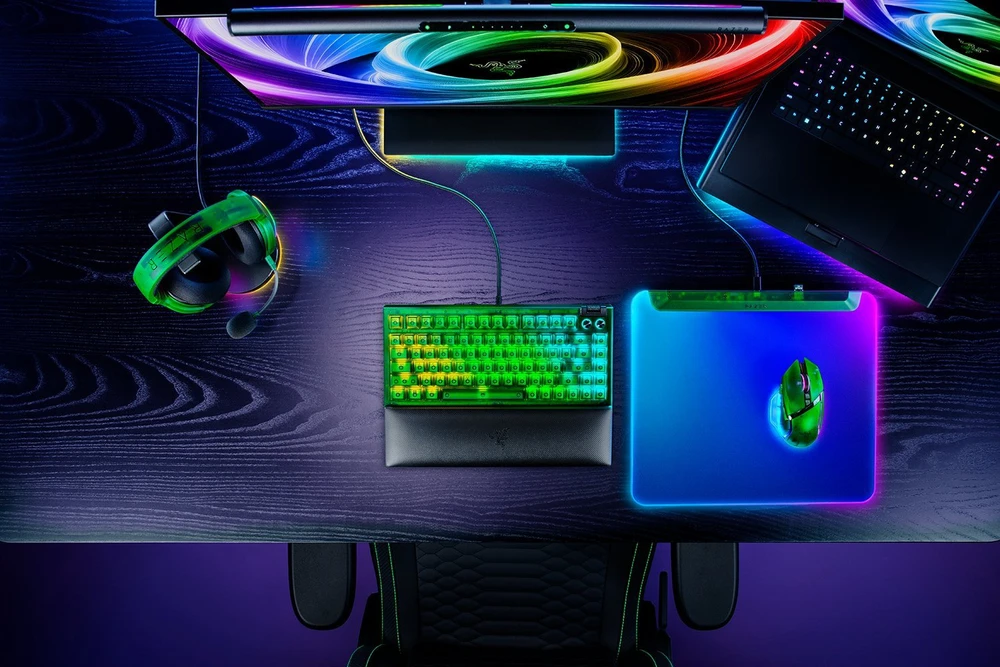 Kilimėlis Razer Firefly V2 Pro Phantom Žalias Ed.