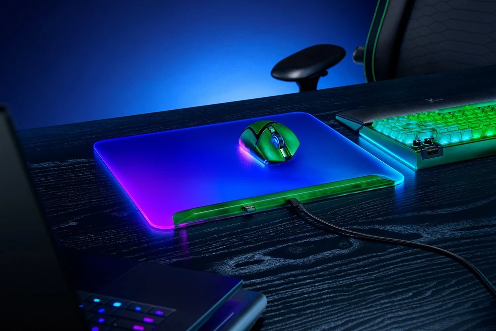 Kilimėlis Razer Firefly V2 Pro Phantom Žalias Ed.