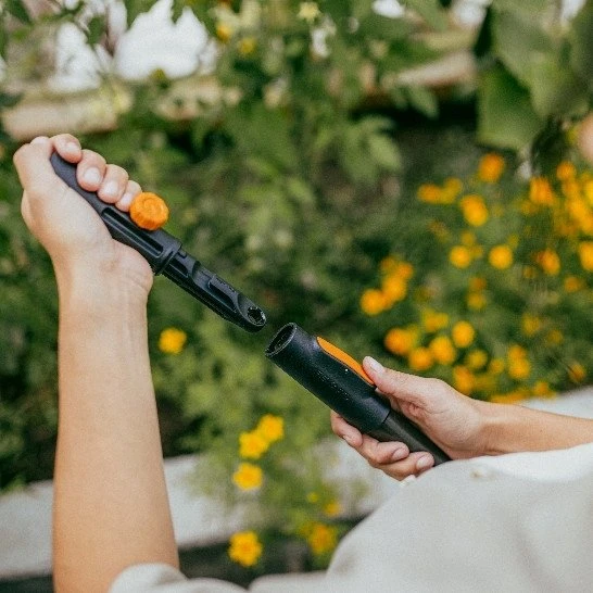 Kotas Fiskars Oneclick, plastikas
