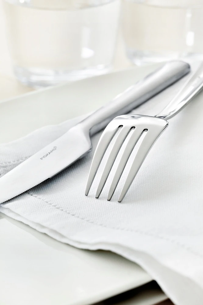 Fiskars FF serviravimo įrankių rinkinys matinis 24 vnt.