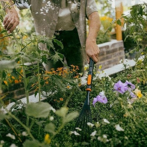 Grėbliukas Fiskars OneClick 1080682, metalas