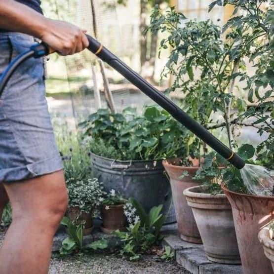 Fiskars Reguliuojama laistymo lazdelė#