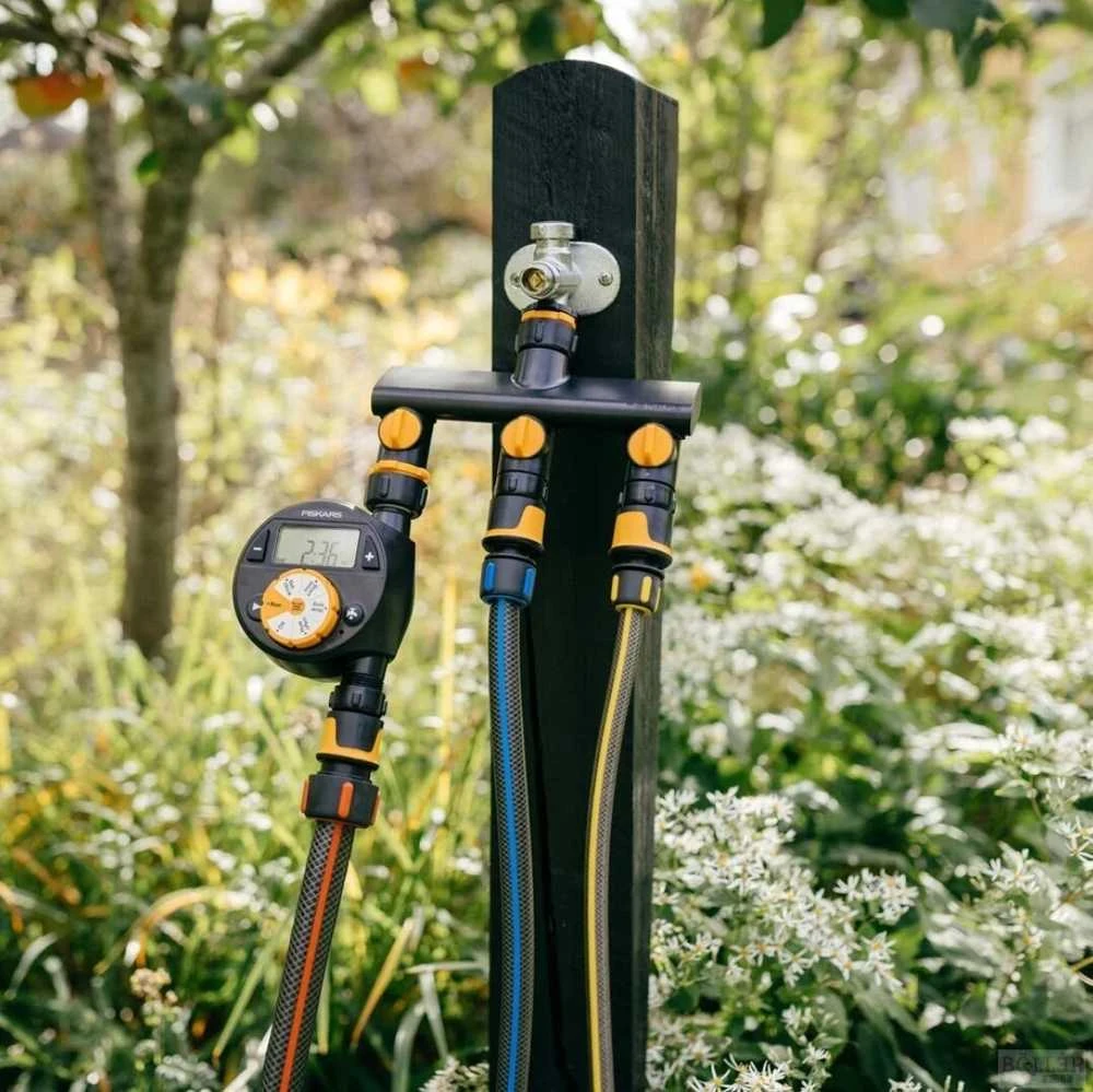 Fiskars Comfort čiaupo jungtis su trimis žarnų pajungimais On/ff